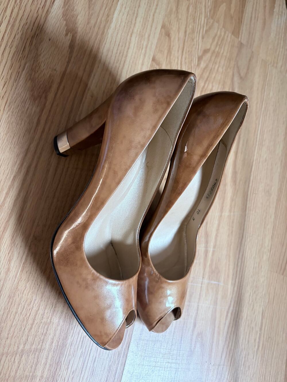 Stuart Weitzman Tan Aniline Leather Peep Toe Pumps Sz 10